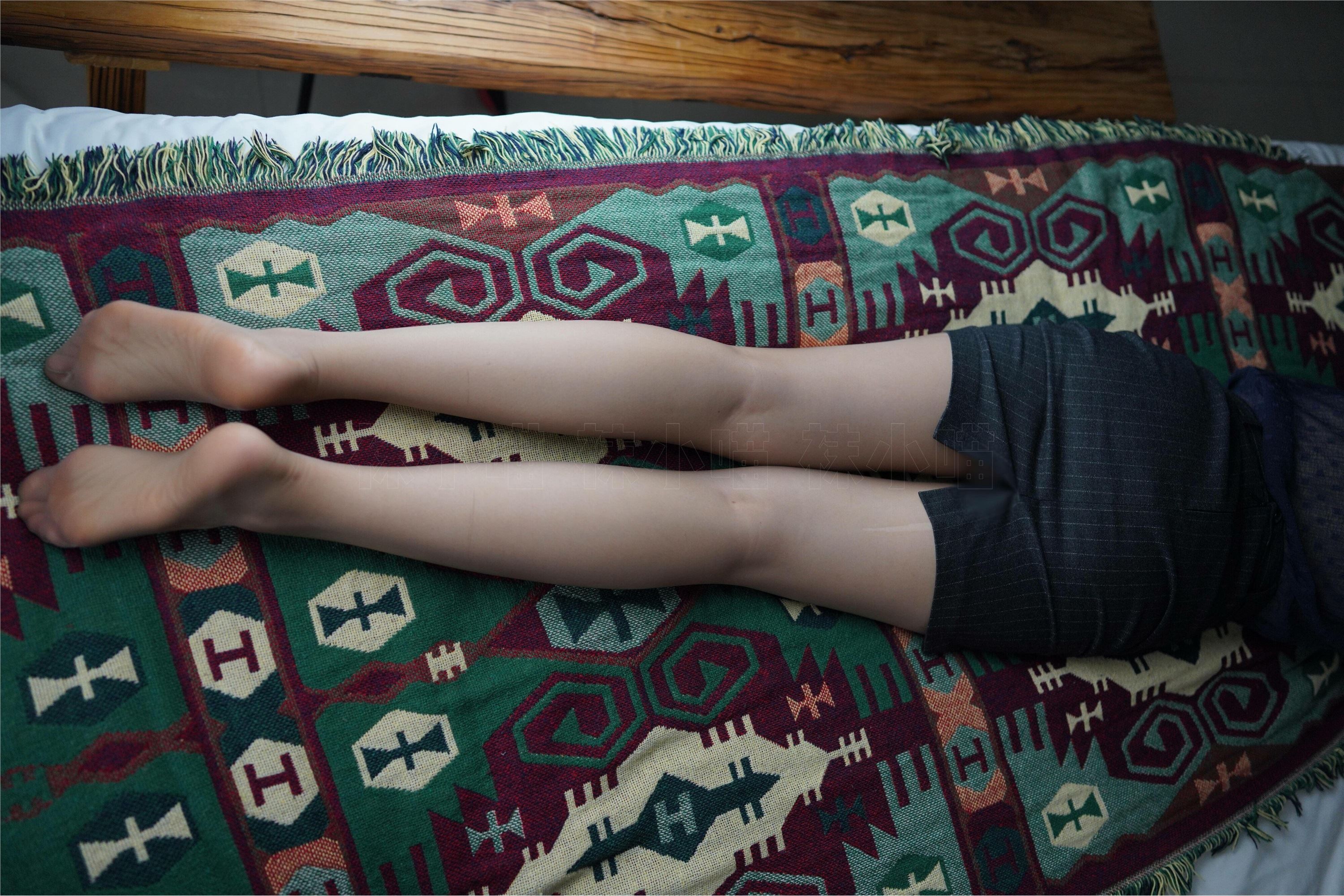 kittyWawa袜小喵 KT297 半夜三更·袜小喵穿搭